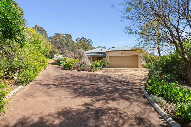 Photo - 77 Stanhope Road, Kalamunda WA 6076 - Image 2