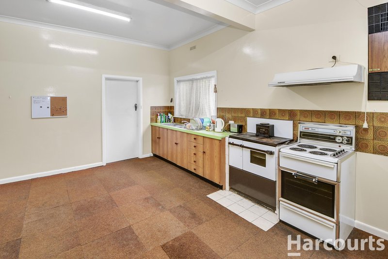 Photo - 77 Stawell Road, Horsham VIC 3400 - Image 4