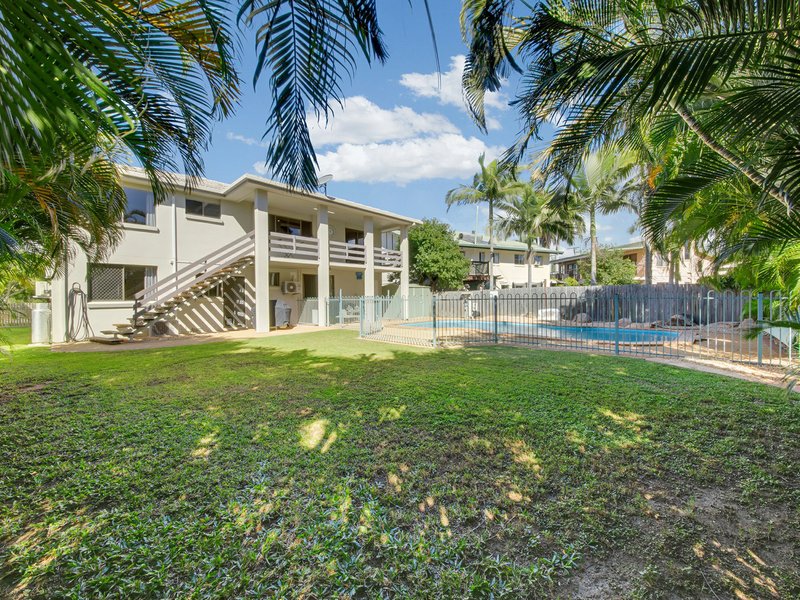 Photo - 77 Tarcoola Drive, Boyne Island QLD 4680 - Image 24