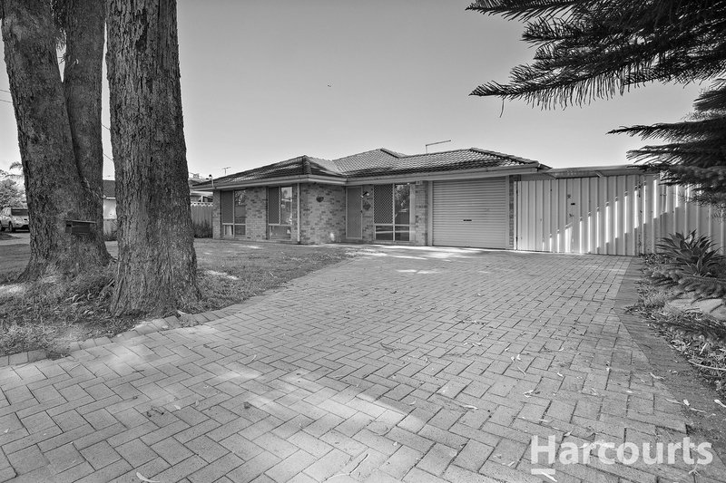 Photo - 77 Teranca Road, Greenfields WA 6210 - Image 1