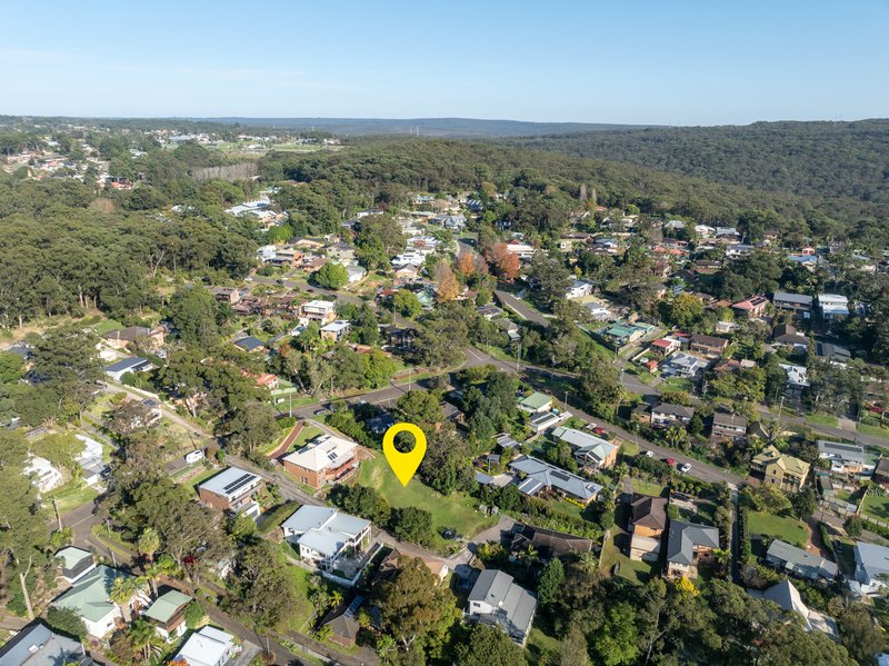 77 The Crescent, Helensburgh NSW 2508