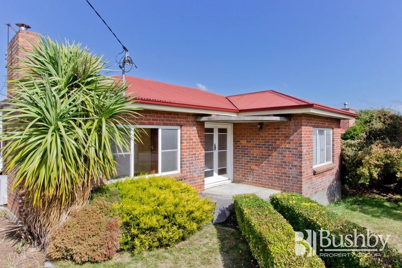 77 Tompsons Lane. , Newnham TAS 7248