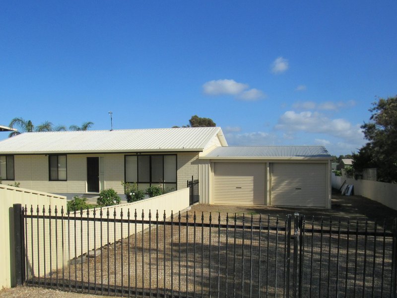 Photo - 77 Tottenham Court Road, Port Elliot SA 5212 - Image 1