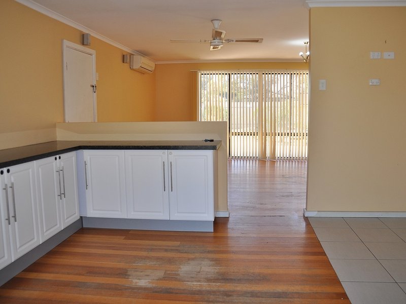 Photo - 77 Tottenham Court Road, Port Elliot SA 5212 - Image 2