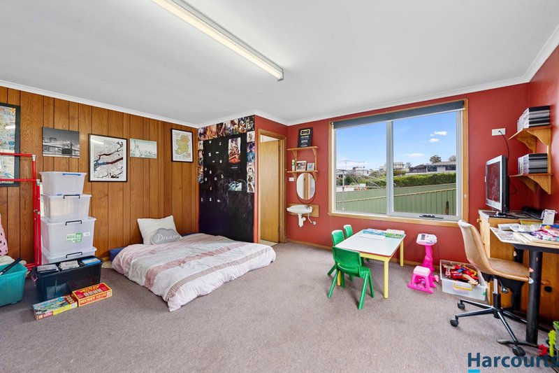 Photo - 77 Upper Maud Street, West Ulverstone TAS 7315 - Image 8