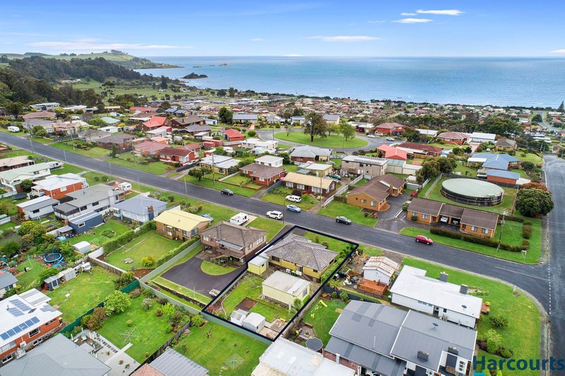 Photo - 77 Upper Maud Street, West Ulverstone TAS 7315 - Image 10