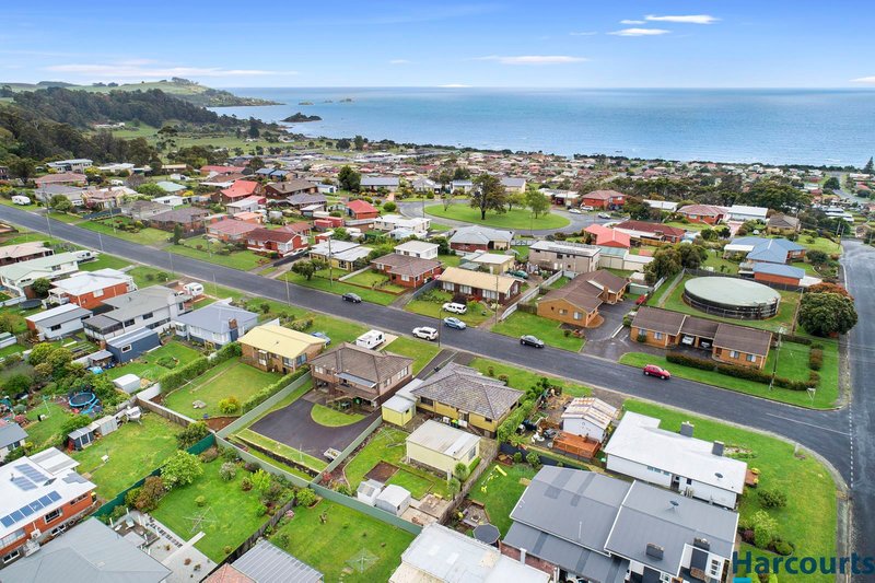 Photo - 77 Upper Maud Street, West Ulverstone TAS 7315 - Image 12