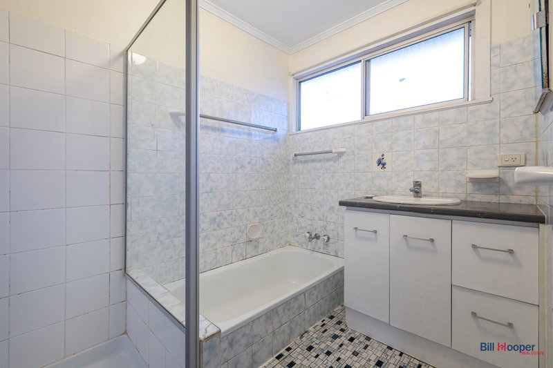 Photo - 77 Valentia Street, Mansfield QLD 4122 - Image 10