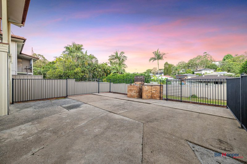 Photo - 77 Valentia Street, Mansfield QLD 4122 - Image 14