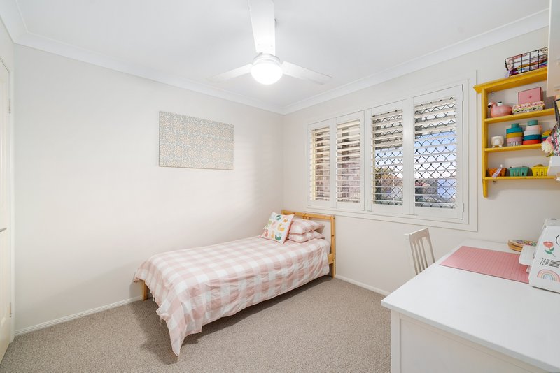 Photo - 77 Warrego Crescent, Murrumba Downs QLD 4503 - Image 12