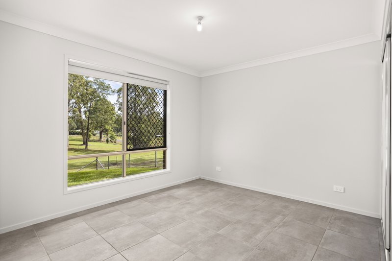 Photo - 77 Warrina Circuit, Minimbah NSW 2312 - Image 8