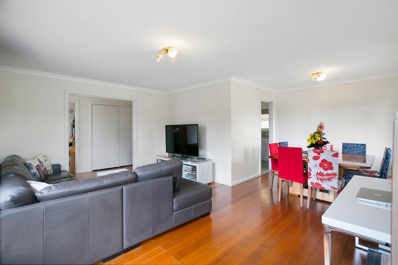 Photo - 77 Woolston Drive, Frankston South VIC 3199 - Image 4