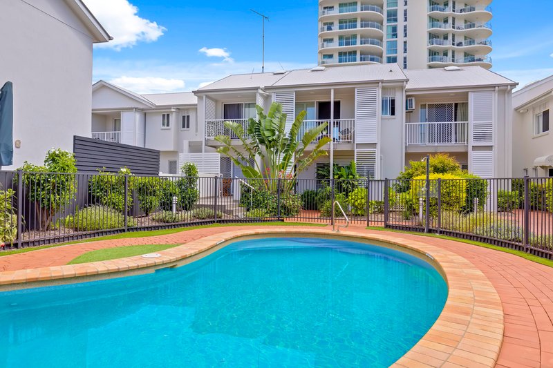 Photo - 7/70-72 Sixth Avenue, Maroochydore QLD 4558 - Image 2