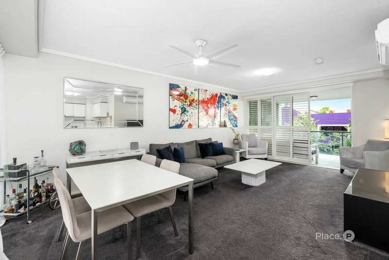 Photo - 7/70 Hope Street, South Brisbane QLD 4101 - Image 2