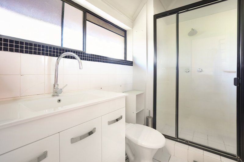 Photo - 77/38 Enderley Avenue, Surfers Paradise QLD 4217 - Image 3
