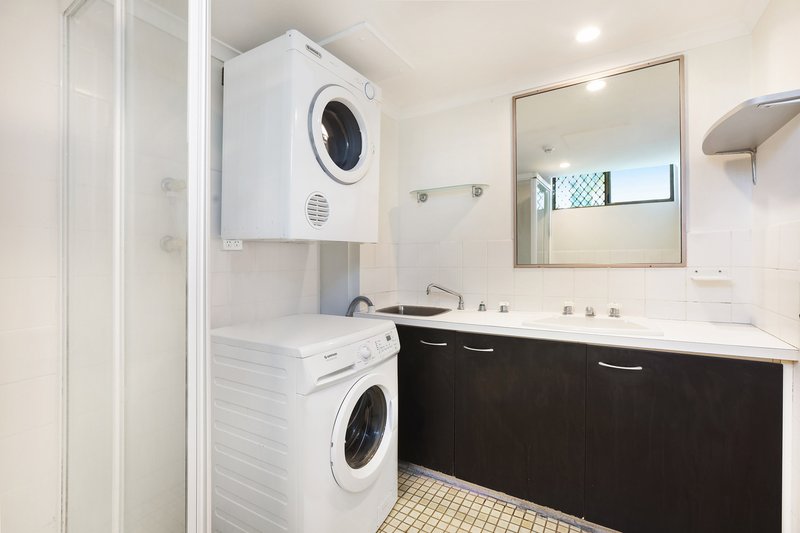 Photo - 77/38 Enderley Avenue, Surfers Paradise QLD 4217 - Image 5