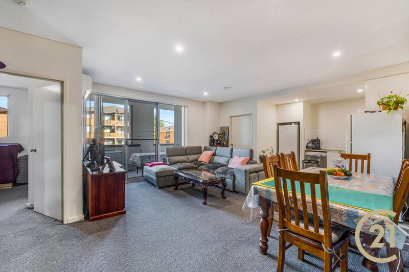 Photo - 7/74-76 Castlereagh Street, Liverpool NSW 2170 - Image 2
