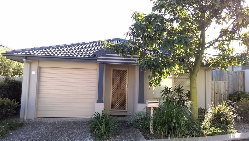 Photo - 7/75 Levington Road, Eight Mile Plains QLD 4113 - Image 1