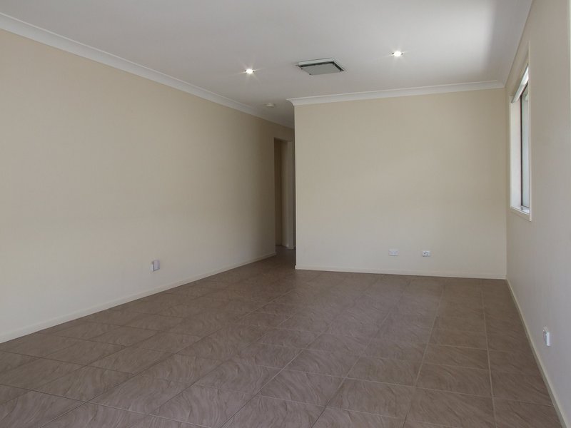 Photo - 7/75 Levington Road, Eight Mile Plains QLD 4113 - Image 2