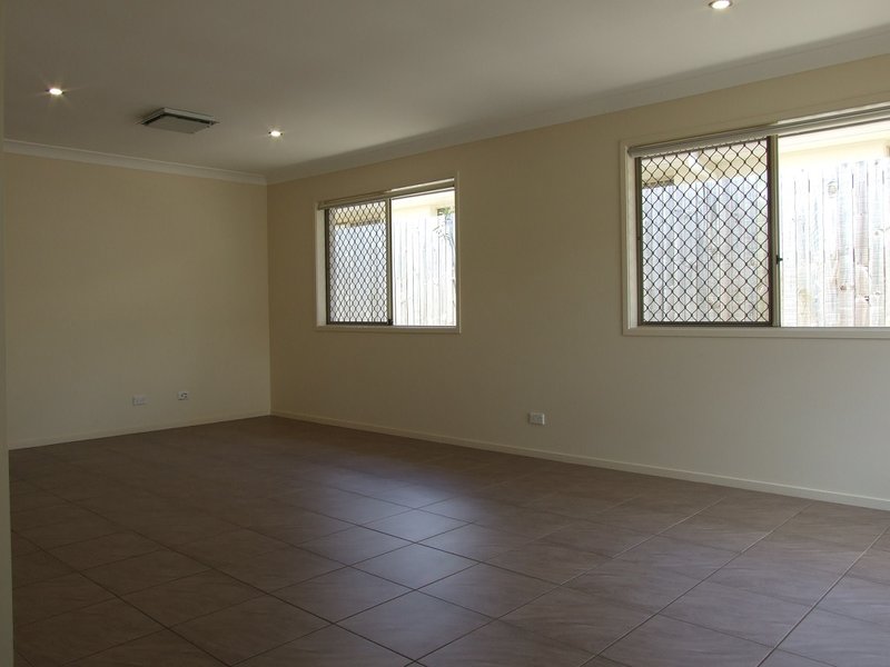 Photo - 7/75 Levington Road, Eight Mile Plains QLD 4113 - Image 4