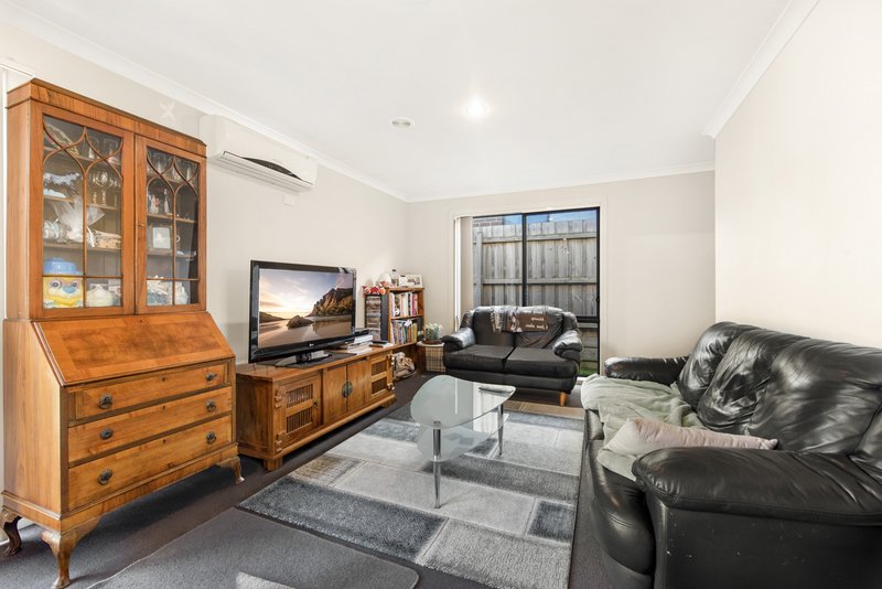 Photo - 7/76 Murphy Road, Pakenham VIC 3810 - Image 2