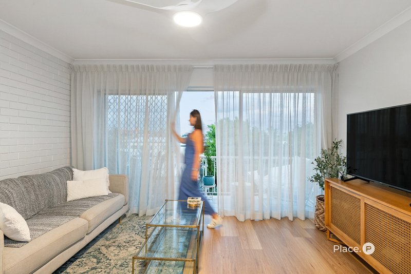 Photo - 7/77 Kirkland Avenue, Coorparoo QLD 4151 - Image 20