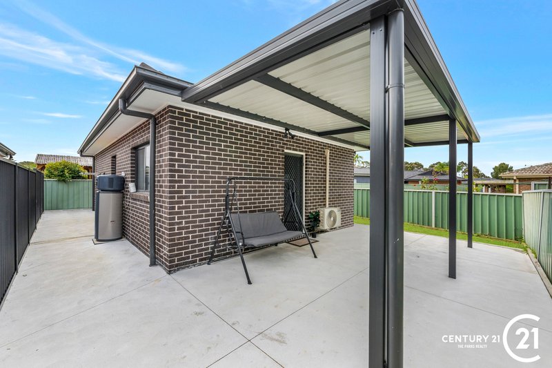 77a Melbourne Road, St Johns Park NSW 2176