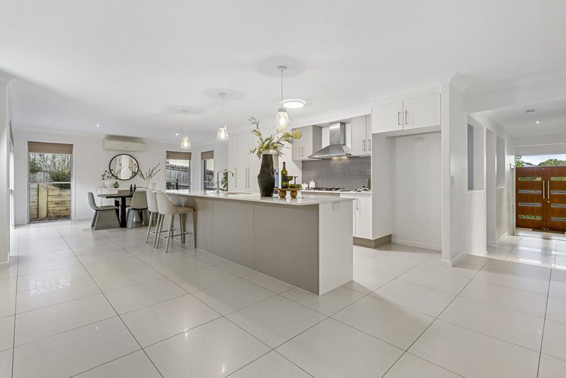 Photo - 77A North Street, Kedron QLD 4031 - Image 4