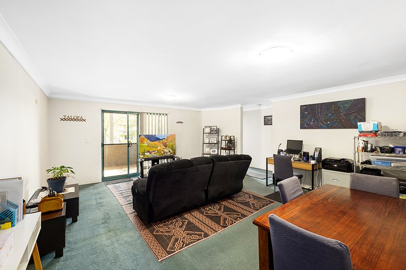 Photo - 7/8-10 Chertsey Avenue, Bankstown NSW 2200 - Image 1