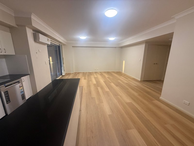 Photo - 7/8-10 Lachlan Street, Liverpool NSW 2170 - Image 8