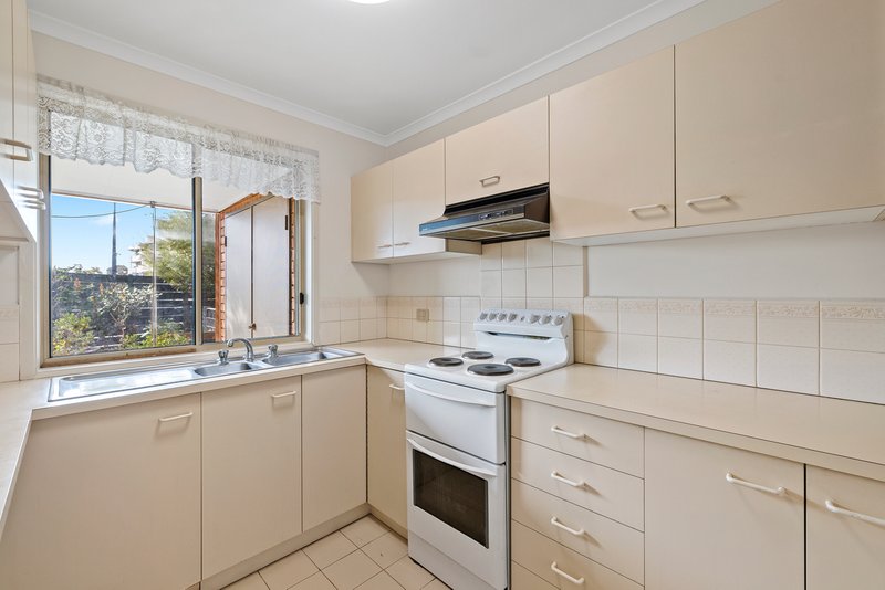 Photo - 7/8-12 Albert Street, Ringwood VIC 3134 - Image 5