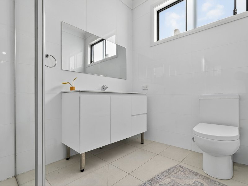 Photo - 7/8-12 Cumberland Road, Ingleburn NSW 2565 - Image 11