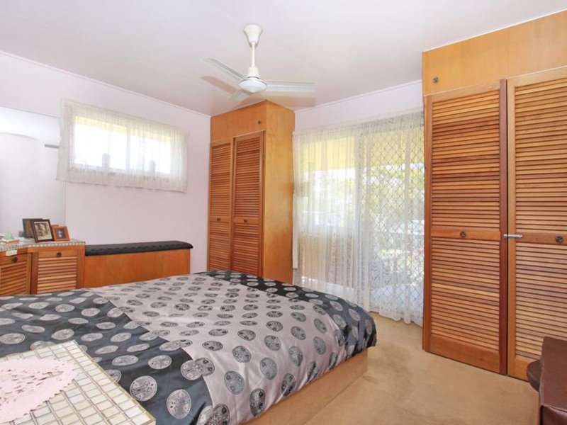 Photo - 78-80 Rosemary Street, Caboolture South QLD 4510 - Image 4