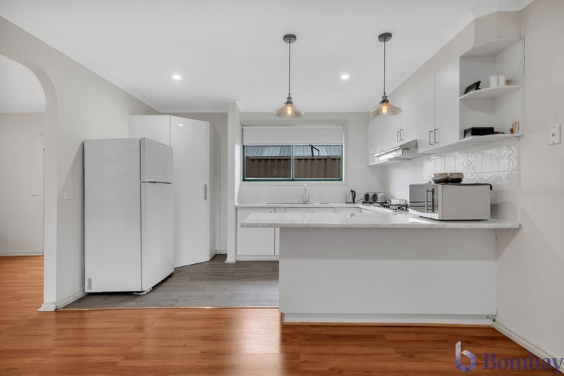 Photo - 78 Abercarn Avenue, Craigieburn VIC 3064 - Image 6