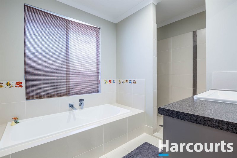 Photo - 78 Alexis Circle, Wannanup WA 6210 - Image 10