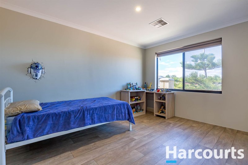 Photo - 78 Alexis Circle, Wannanup WA 6210 - Image 11