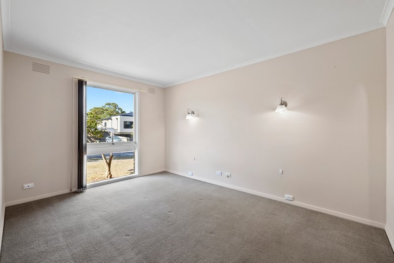 Photo - 78 Amesbury Avenue, Wantirna VIC 3152 - Image 3