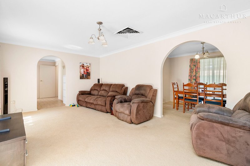 Photo - 78 Balmoral Crescent, Lake Albert NSW 2650 - Image 11