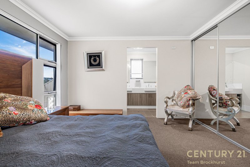 Photo - 78 Bancoura Parkway, Secret Harbour WA 6173 - Image 9