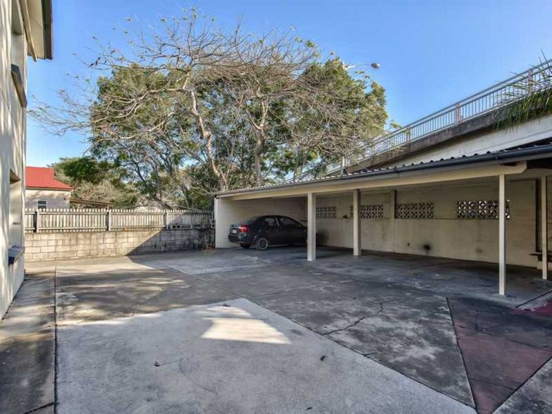 Photo - 78 Blackmore Street, Windsor QLD 4030 - Image 6