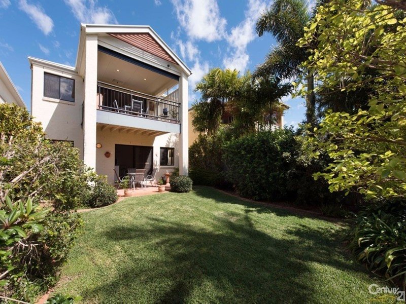 Photo - 78 Boswell Terrace, Manly QLD 4179 - Image 3