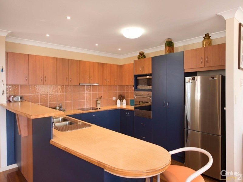 Photo - 78 Boswell Terrace, Manly QLD 4179 - Image 8