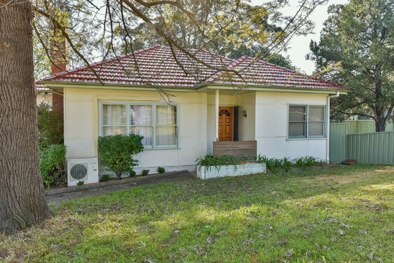 Photo - 78 Bradbury Avenue, Campbelltown NSW 2560 - Image 1