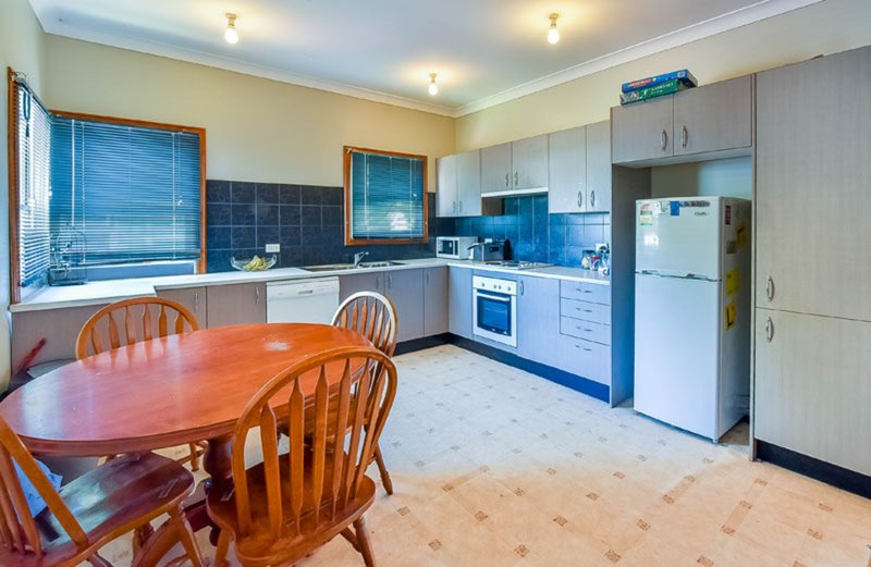 Photo - 78 Bradbury Avenue, Campbelltown NSW 2560 - Image 3