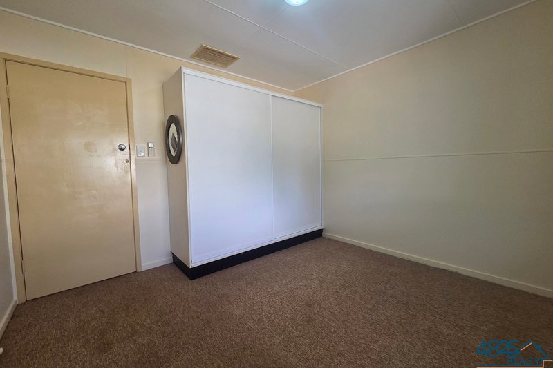 Photo - 78 Brett Street, Mount Isa QLD 4825 - Image 6