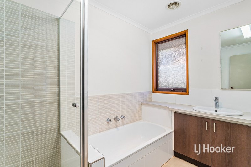 Photo - 78 Canonbury Circle, Seabrook VIC 3028 - Image 11