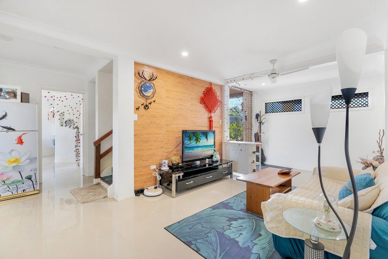 Photo - 78 Clarke Street, Manunda QLD 4870 - Image 10