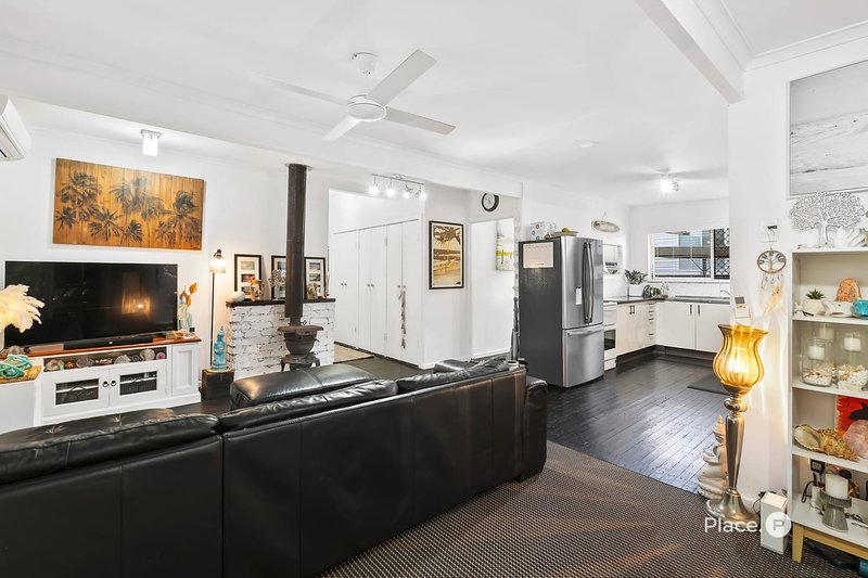 Photo - 78 Colburn Avenue, Victoria Point QLD 4165 - Image 7