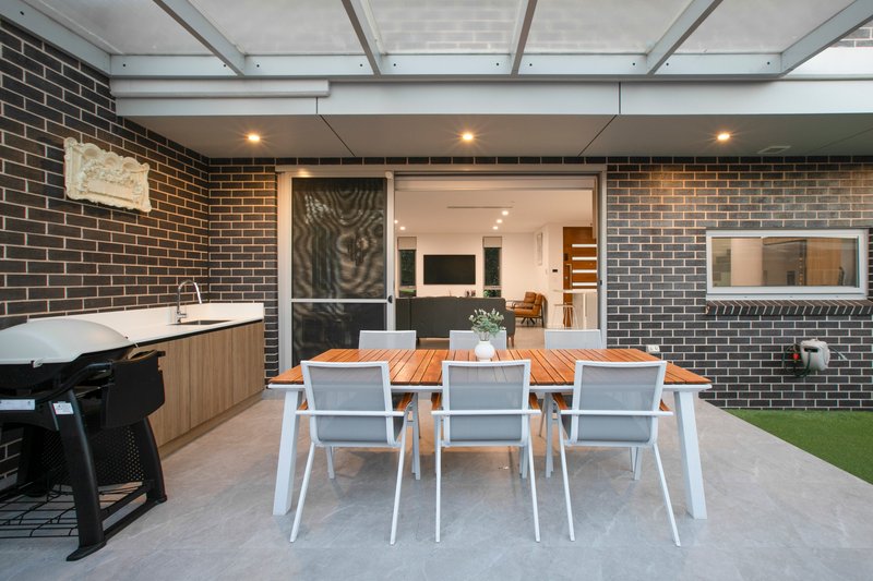 Photo - 78 Denman Road, Georges Hall NSW 2198 - Image 10