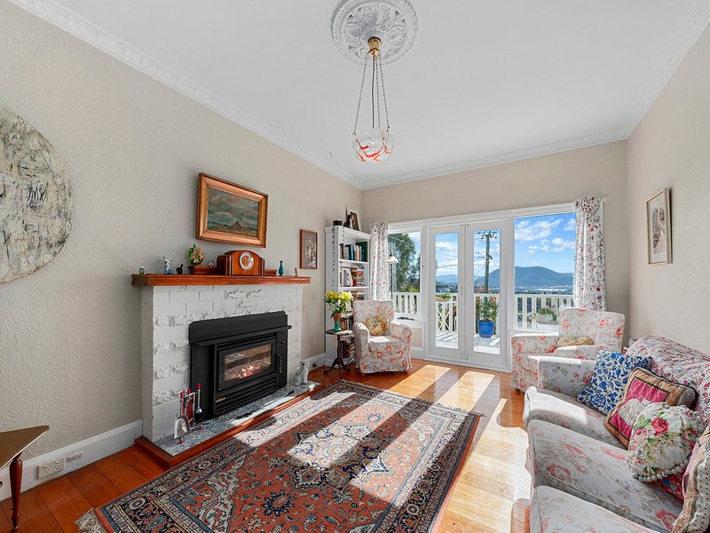 Photo - 78 Doyle Avenue, Lenah Valley TAS 7008 - Image 4